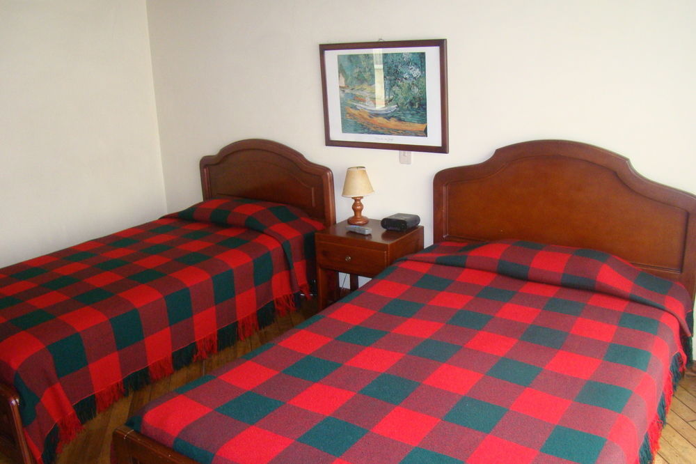 Hostal Bogota Real Luaran gambar