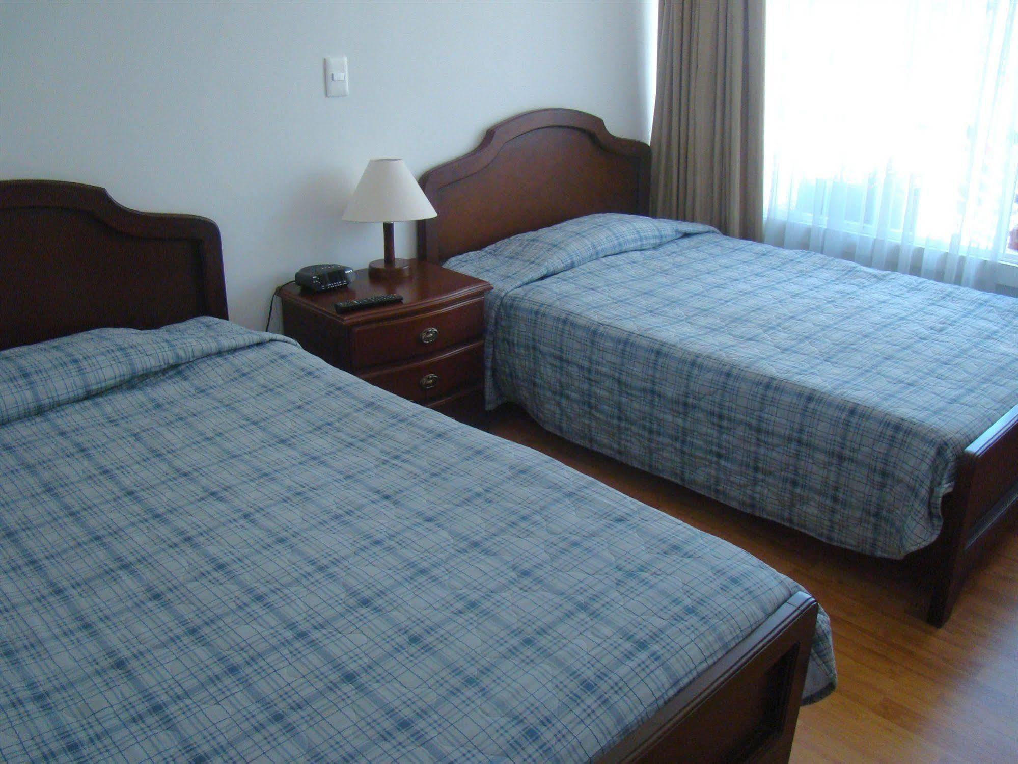 Hostal Bogota Real Luaran gambar