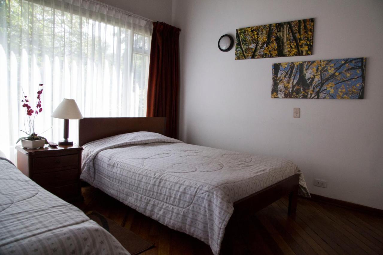 Hostal Bogota Real Luaran gambar